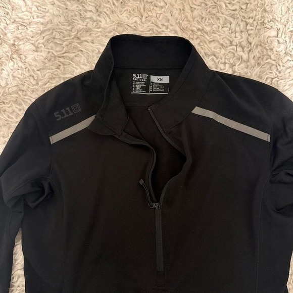 5.11 Tactical Reflective‎ 1/4 Zip Top|Size X-Small - Picture 4 of 9